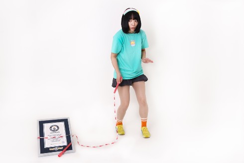 にゃんこスター アンゴラ村長 スーパー3助 生山ヒジキ なわとび ギネス