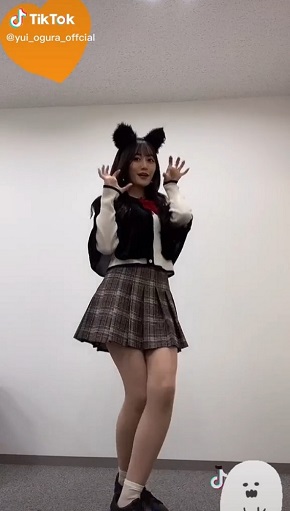 小倉唯 ガオガオダンス IZ*ONE IZONE Beware