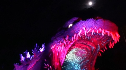 ゴジラ 淡路島 ニジゲンノモリ