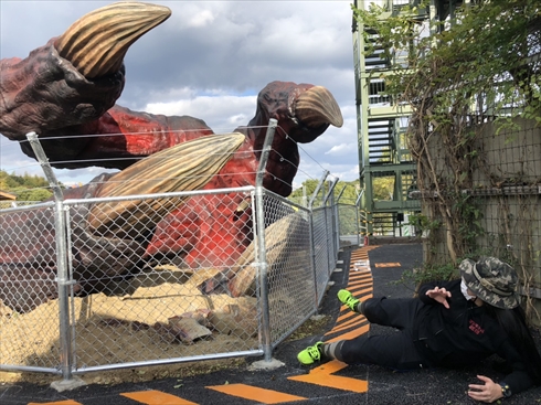 ゴジラ 淡路島 ニジゲンノモリ