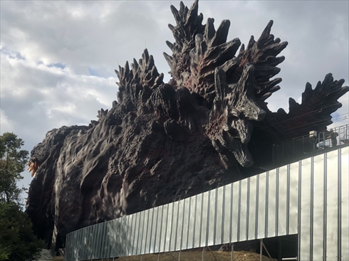 ゴジラ 淡路島 ニジゲンノモリ