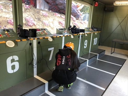 ゴジラ 淡路島 ニジゲンノモリ