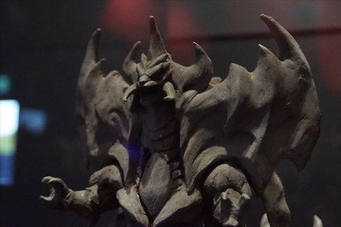 ゴジラ 淡路島 ニジゲンノモリ