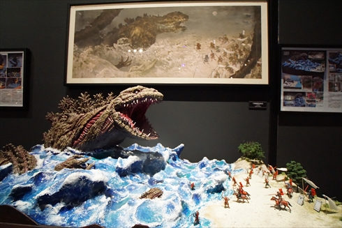 ゴジラ 淡路島 ニジゲンノモリ