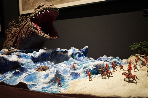 ゴジラ 淡路島 ニジゲンノモリ