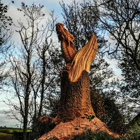 見事なチェーンソーアート