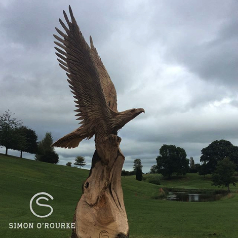 見事なチェーンソーアート