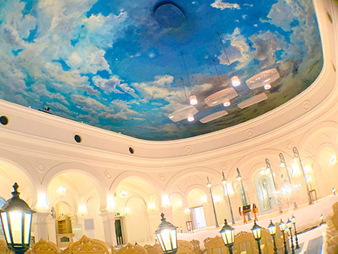 雪の美術館野外音楽堂の天井「北の空」の写真1