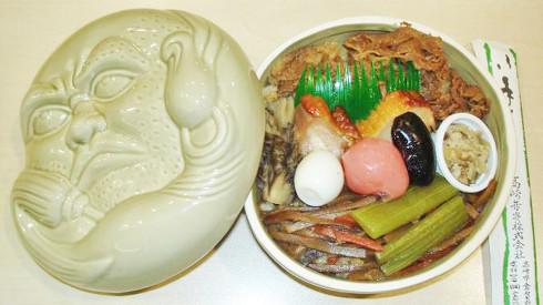 1960年代 国鉄時代 群馬県 高崎だるま弁当 陶器　駅弁容器 JR 郷土玩具 1960年代 国鉄時代 群馬県 高崎だるま弁当 陶器 駅弁容器 JR