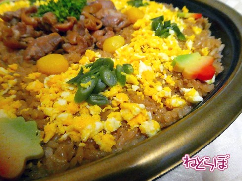 渋谷駅前 青ガエル 大館 秋田犬 鶏めし