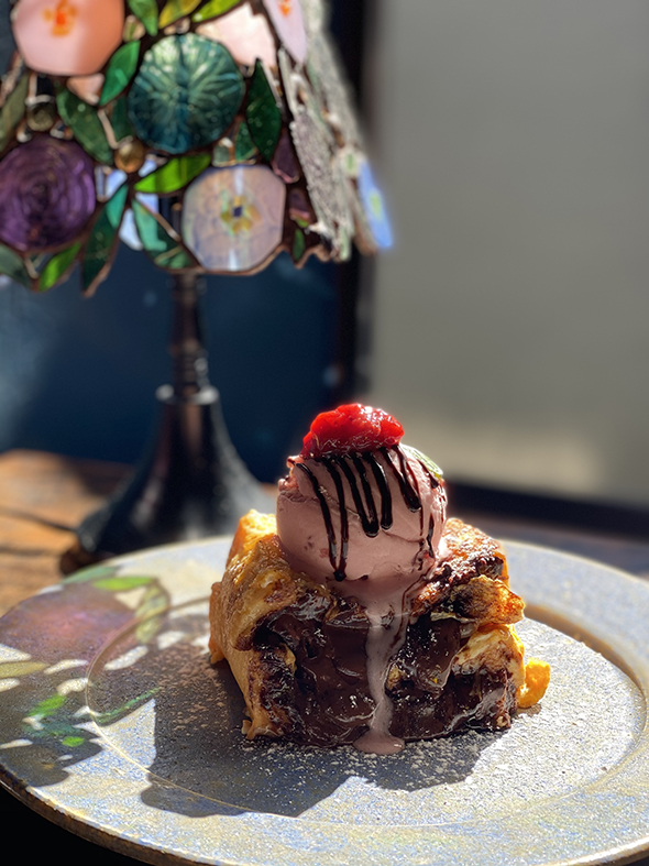 喫茶ニカイ クリームソーダ おいしい カフェ