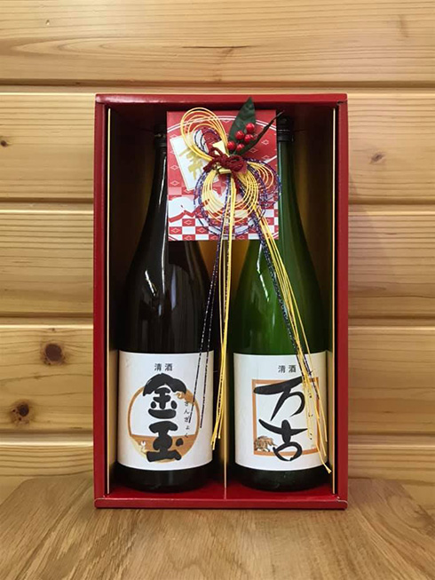 「金玉」「万古」「珍宝」　酒屋さんがいい夫婦の日に発売したお酒セットの名前がすごいインパクト