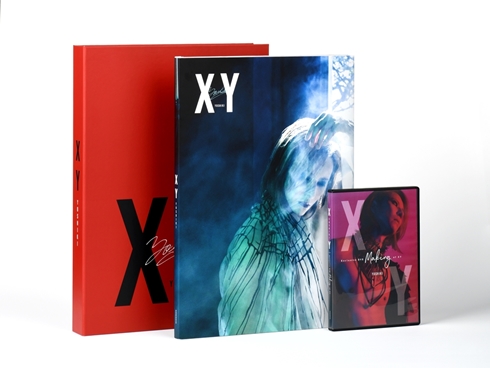 YOSHIKIさん23年振り 写真集XY  初版本 完全未開封 YOSHIKI 写真集アルバムXY - メルカリ