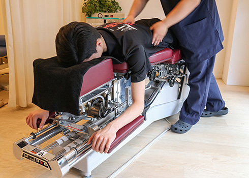 ゲーマー専用「ゲーミング整体」が期間限定で登場　骨格矯正でパフォーマンス向上を狙う