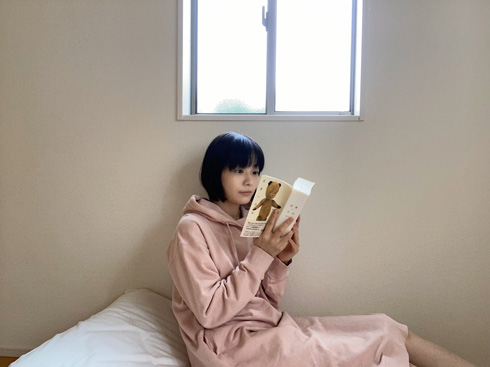 100日間のシンプルライフ 藤岡みなみ ミニマリスト 断捨離 所持品ゼロ モノなし生活