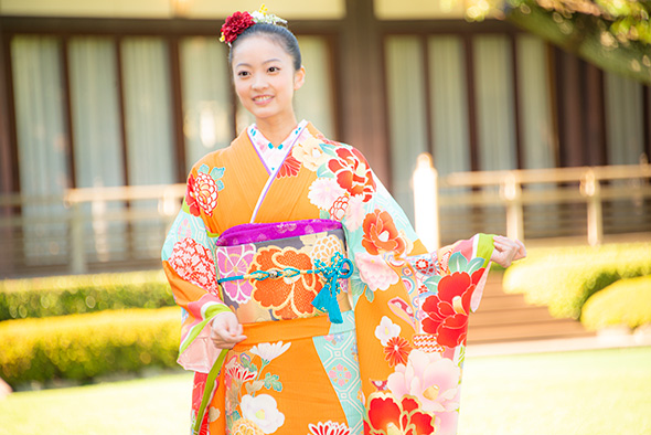 小芝風花 吉本実憂 本田望結 尾崎真花 井頭愛海 井本彩花 宮本茉由 岡田結実 藤田ニコル 是永瞳 川瀬莉子 オスカープロモーション 晴れ着