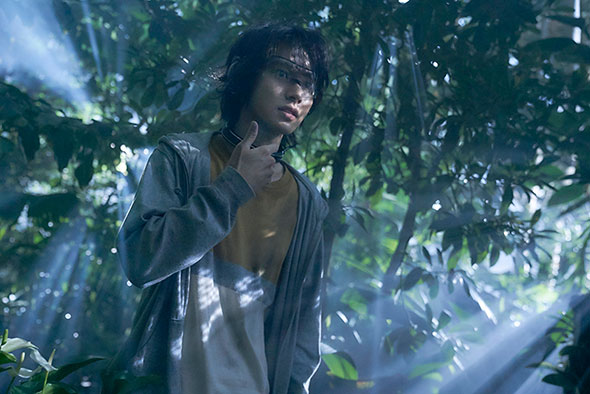 山崎賢人 土屋太鳳 今際の国のアリス Netflix