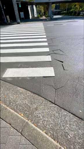 白線から落ちたら負け デスゲーム 映像化 小学生 あるある 実写 合成