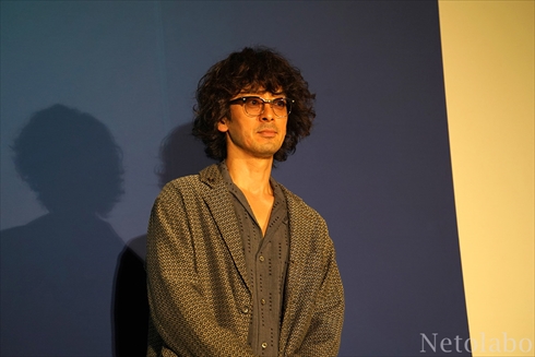 平手 岡田 志尊 さんかく窓