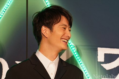 平手 岡田 志尊 さんかく窓