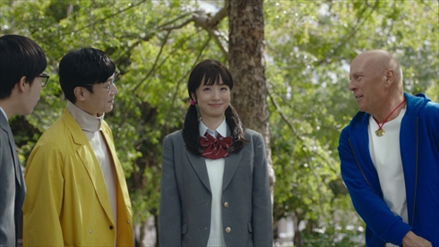 上戸彩 ドラえもん CM ツインテール 制服 ソフトバンク 未来のしずかちゃん 堺雅人 5G ブルース・ウィリス
