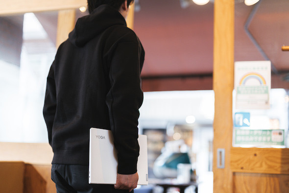 Lenovoタイアップ／＜Yoga Slim 750i Carbon＞