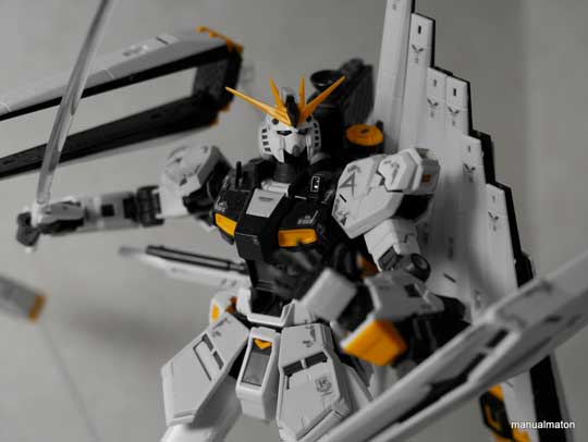 デジカメ 特定の色だけを写す フィルター 機能 写真 エモ パートカラー カメラ