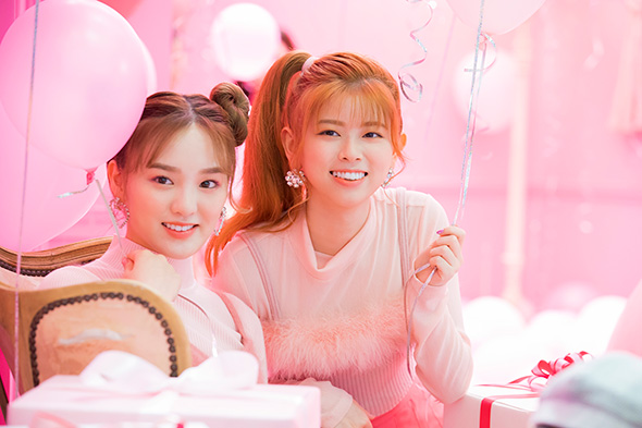 NiziU コーセー カールキープマジック CM