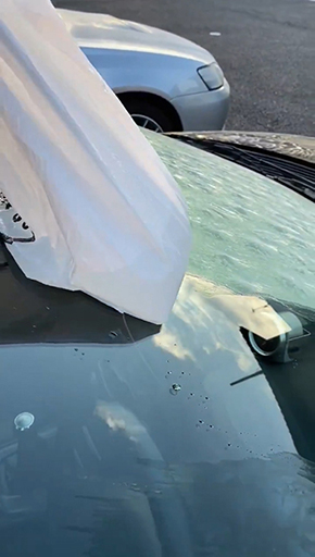 フロントガラス