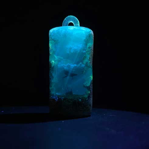 レジン コルク アート 作品 アクセサリー M's craftworkS 海 雲 クジラ オーロラ