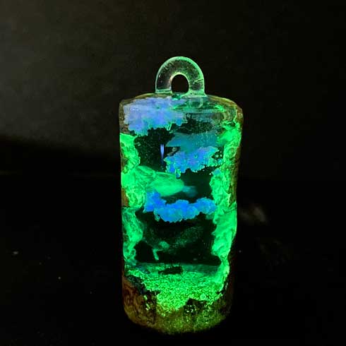 レジン コルク アート 作品 アクセサリー M's craftworkS 海 雲 クジラ オーロラ