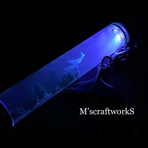 レジン コルク アート 作品 アクセサリー M's craftworkS 海 雲 クジラ オーロラ