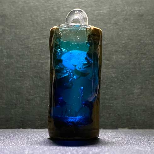 レジン コルク アート 作品 アクセサリー M's craftworkS 海 雲 クジラ オーロラ