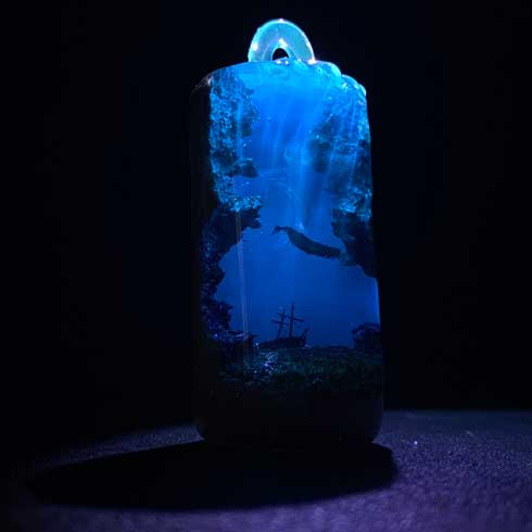 レジン コルク アート 作品 アクセサリー M's craftworkS 海 雲 クジラ オーロラ