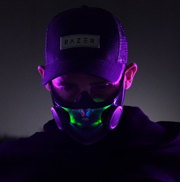 razer ゲーミング スマート マスク 7色 虹色 発光