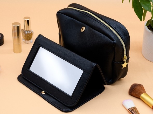 ミッキー＆ミニー 進化系ドレッサーポーチ