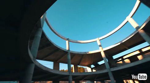 古城が建ち並ぶファンタジーな風景　未完成のまま廃墟と化したリゾート地の潜入動画に想像力がかきたてられる