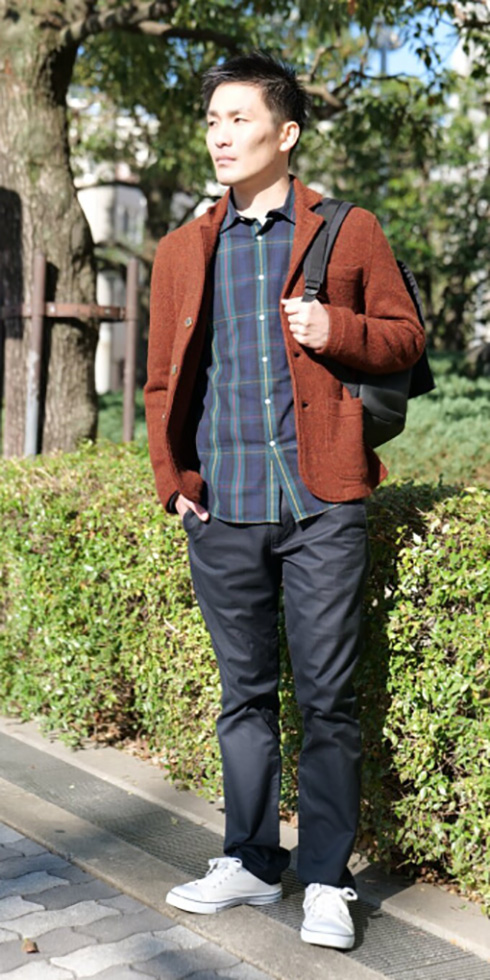 服を買いに行く服がない人でも大丈夫　ビジカジ服のサブスクレンタルサービスが開始