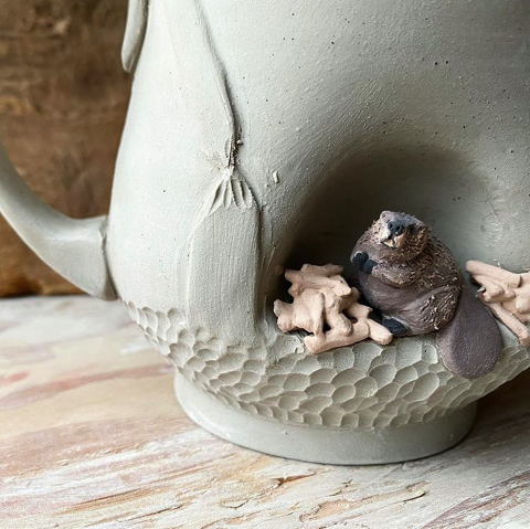 マグカップに籠る動物