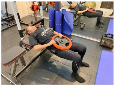 内山信二 妻 琴 ブログ ダイエット 禁煙 裏切り