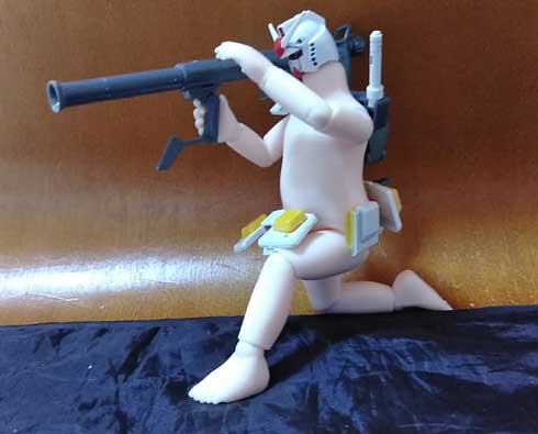 ドール ボディ 素体 ガンプラ 合体 装着 シュール