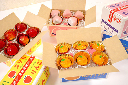 「商品化したら即買い」　手作りチョコを入れた100均の果物BOXが全人類に見てもらいたいかわいさ