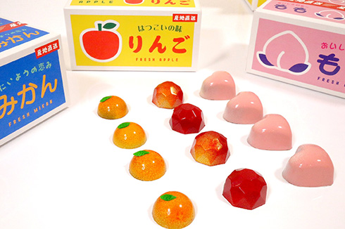 「商品化したら即買い」　手作りチョコを入れた100均の果物BOXが全人類に見てもらいたいかわいさ