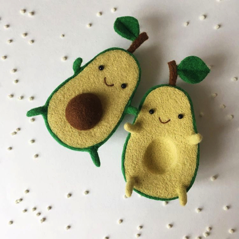 フェルトのアボカドやクロワッサンがかわいい！　ニードルフェルトで作った食べ物のぬいぐるみ