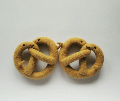 ニードルフェルトで作る食べ物のぬいぐるみ