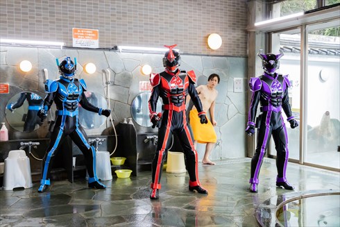 純烈 酒井一圭 白川裕二郎 小田井涼平 後上翔太 スーパー戦闘純烈ジャー 特撮 東映