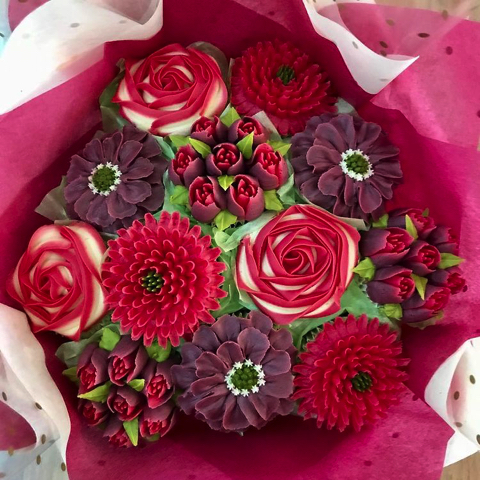 本物の花のようなカップケーキ