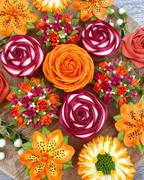 本物の花のようなカップケーキ