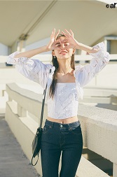 ar 2021年 3月号 井桁弘恵