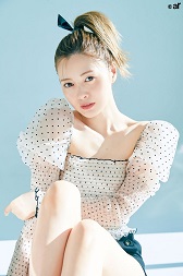 ar 2021年 3月号 白石麻衣